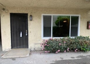 Building Photo - 1131 S Alta Vista Ave