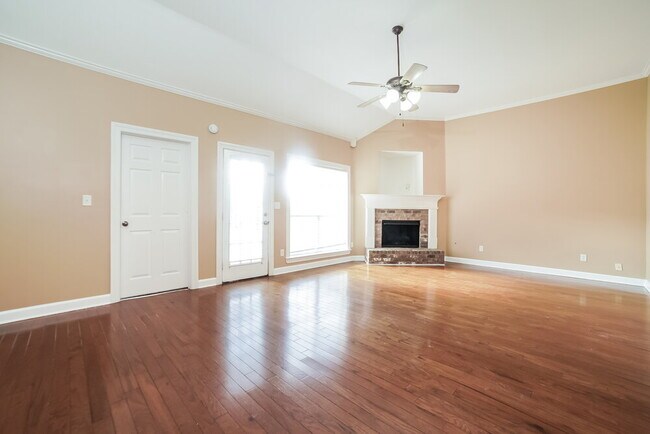 Foto del edificio - 2733 Graystone Dr