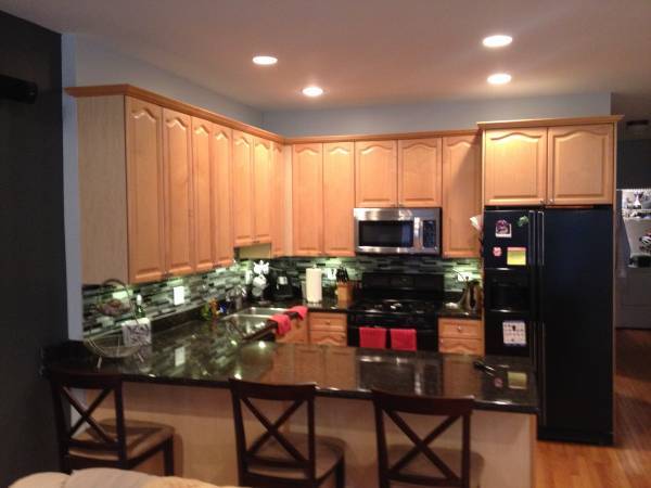 Foto del edificio - 2732 N Lincoln Ave