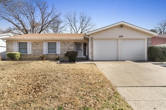 Building Photo - 5309 Lansingford Trail