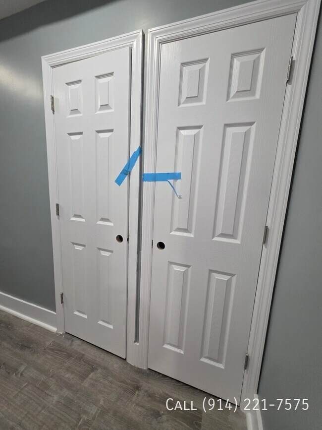 Foto del edificio - 243 Woodworth Ave