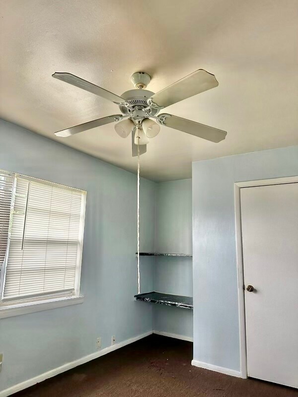 Foto del edificio - 2328 E 16th Ct