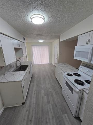 Foto del edificio - 1402 Frio Ln