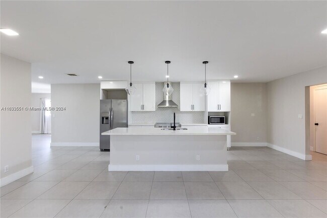 Foto del edificio - 4430 NE 28th Terrace