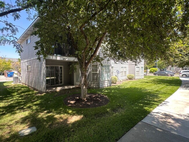 Building Photo - 11839 Cloverbrook Ln