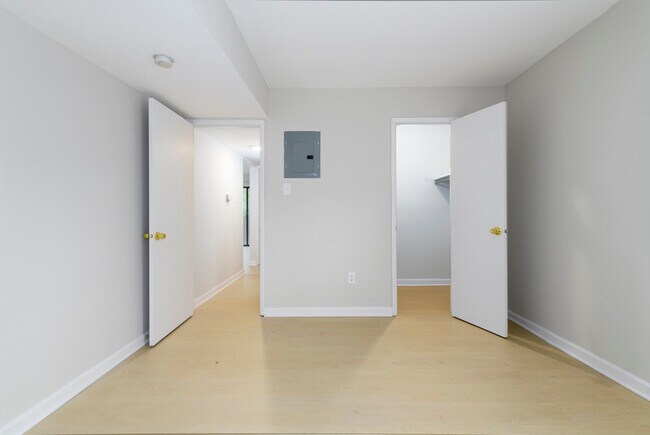 Building Photo - Village Park Apartments
