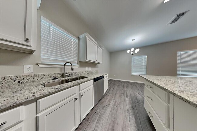 Building Photo - 10030 Sweet Olive Way