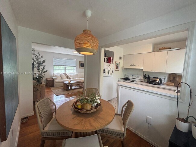 Foto del edificio - 7820 SW 55th Ave