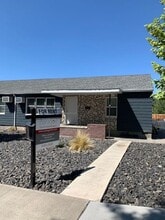 Building Photo - 227 Delafield Ave