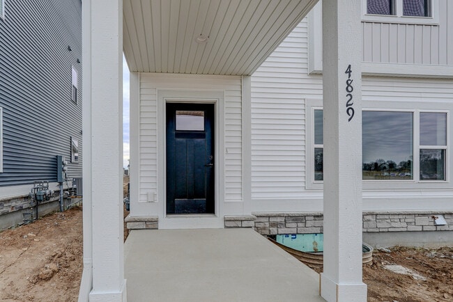 Building Photo - 4827 Brassica Rd