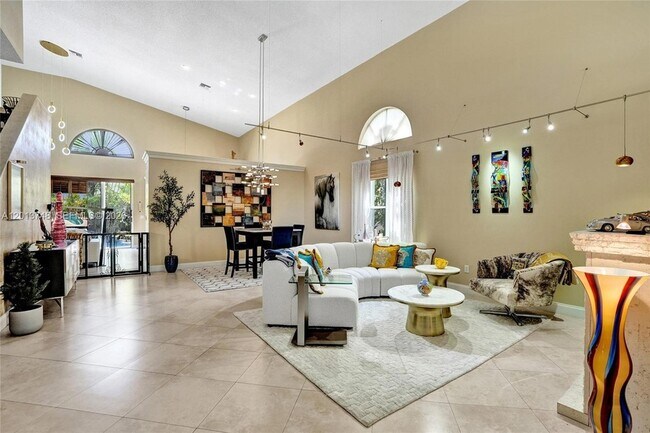 Foto del edificio - 6204 NW 78th Ct