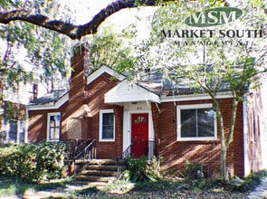Building Photo - 212 E 46th St