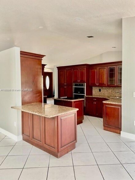 Foto del edificio - 13710 SW 36th St