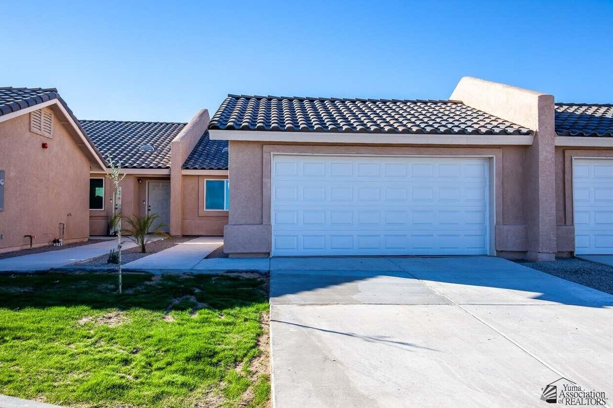 Primary Photo - 7277 E 38th Ln