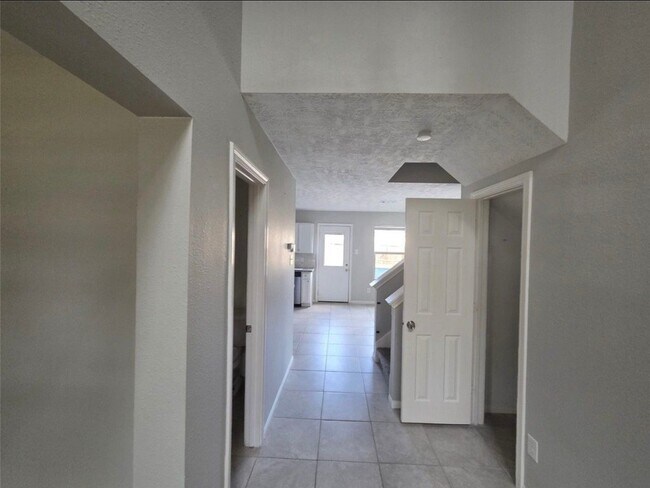 Foto del edificio - 32018 Annice Ln