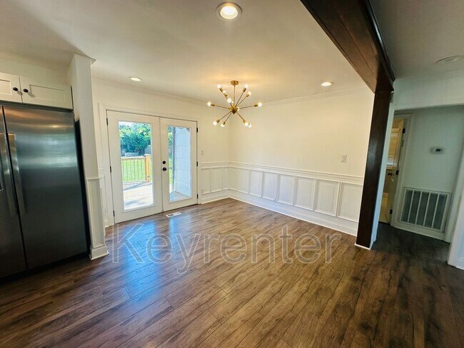 Foto del edificio - 602 W Glenwood Ave NE