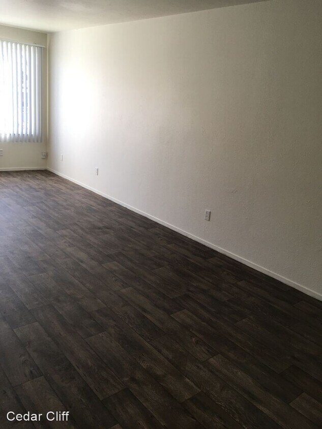 Building Photo - 250 S 900 E