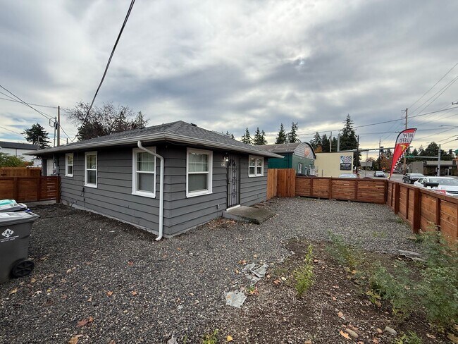 Foto del edificio - POL03