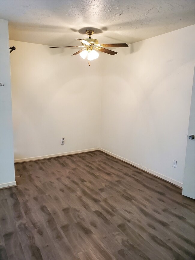 Building Photo - 3400 Timmons Ln