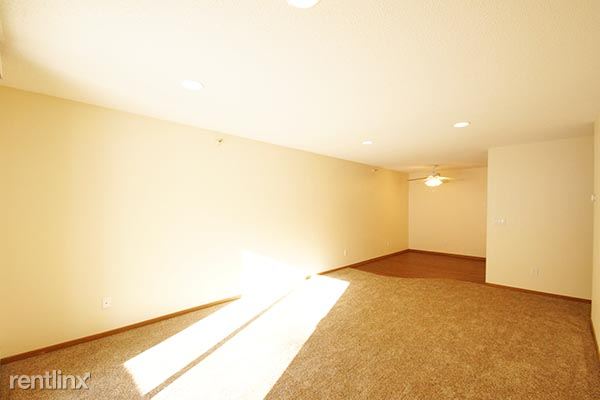 Building Photo - 301 E Burnsville Pky