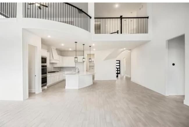 Foto del edificio - 6903 Shoreline Vw Dr