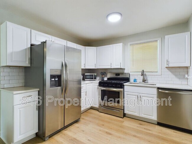 Foto del edificio - 10400 E 15th St S