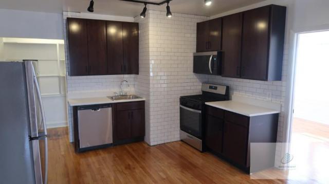 Foto principal - 2 bedroom in CHICAGO IL 60630