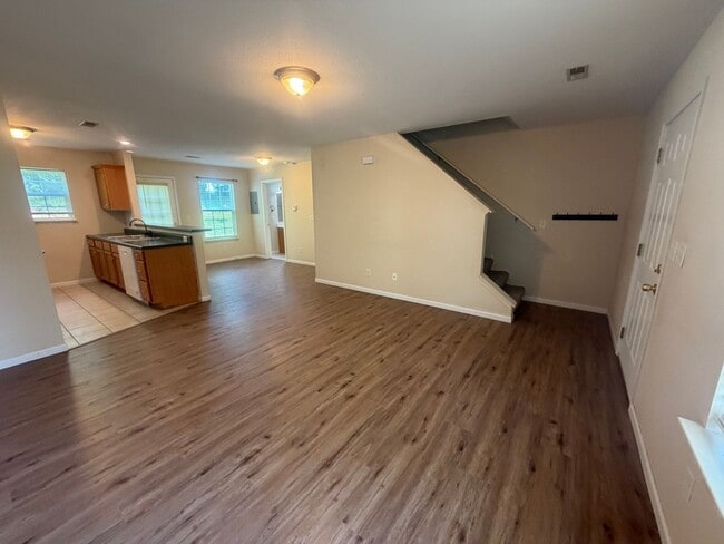 Building Photo - 5005 Kirk Hill Rd