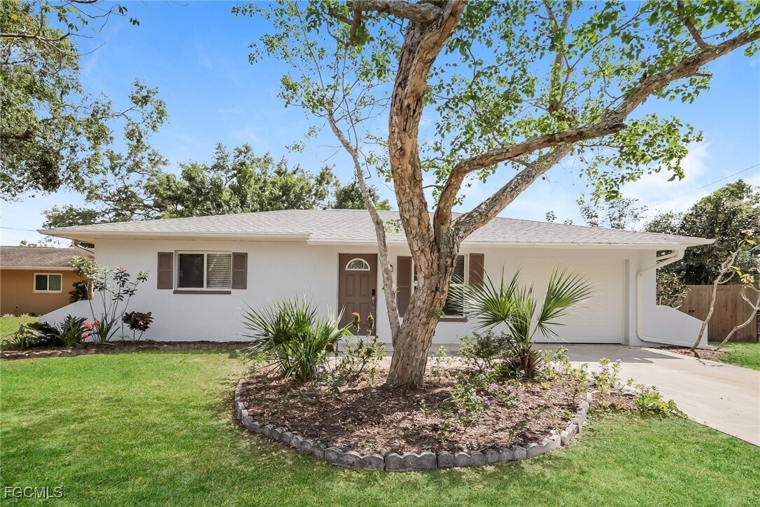 Foto principal - 12613 Sixth St