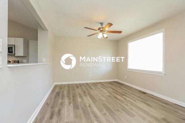 Foto del edificio - 3 Bedroom Pet-Friendly Home in OLD HICKORY, TN with Main Street Renewal