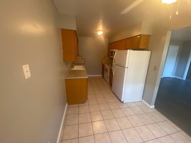 Foto del edificio - 25276 Barton Rd