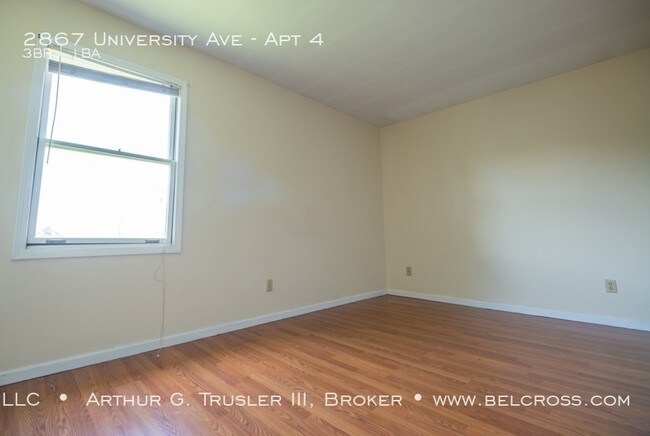 Building Photo - 2867 University Ave