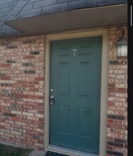 Building Photo - 6760 Prutzman Rd