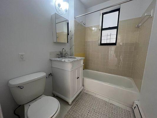 Building Photo - 1 bedroom in BRONX NY 10457