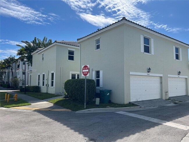 Foto del edificio - 17065 SW 93rd St