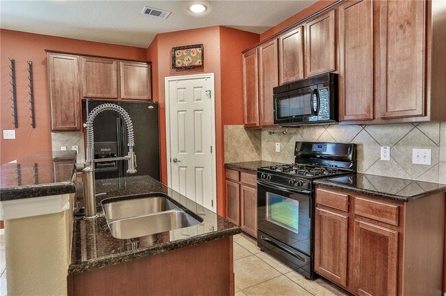 Building Photo - 11400 W Parmer Ln