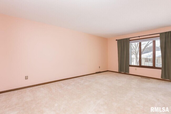Foto del edificio - 3835 Prairie Ln