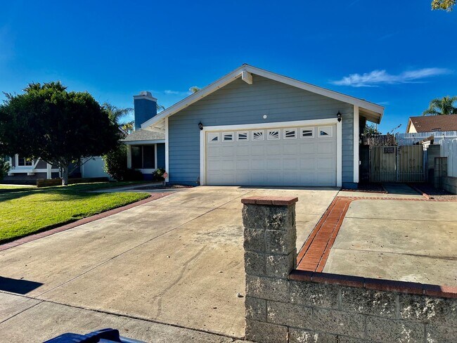 Building Photo - Nice Single Story Home