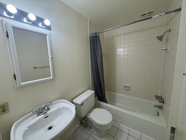 Foto del edificio - 5431 Howe St