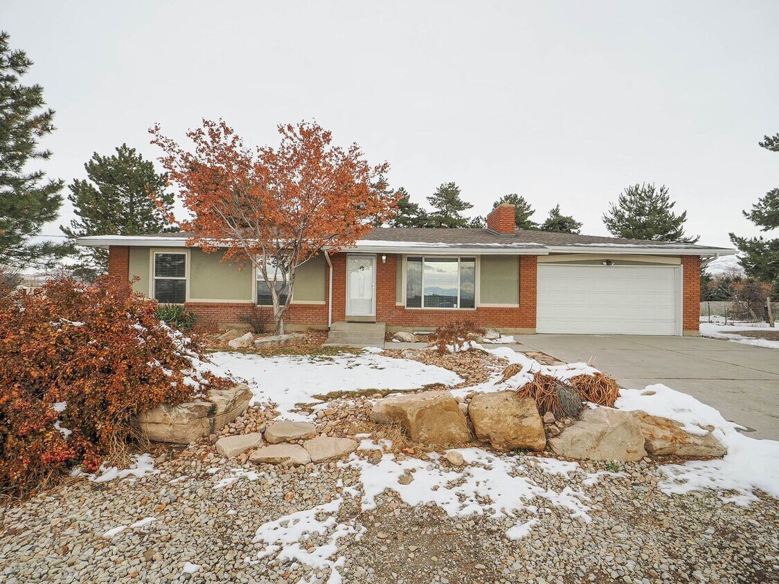 Primary Photo - Cosy Rambler in Lehi!