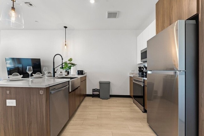 Foto del edificio - 600 Broadway