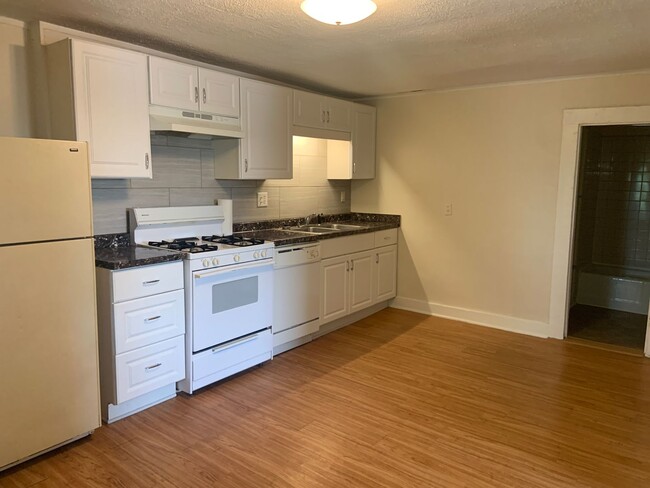 Foto del edificio - Adorable 1 Bedroom Near Downtown Greensboro