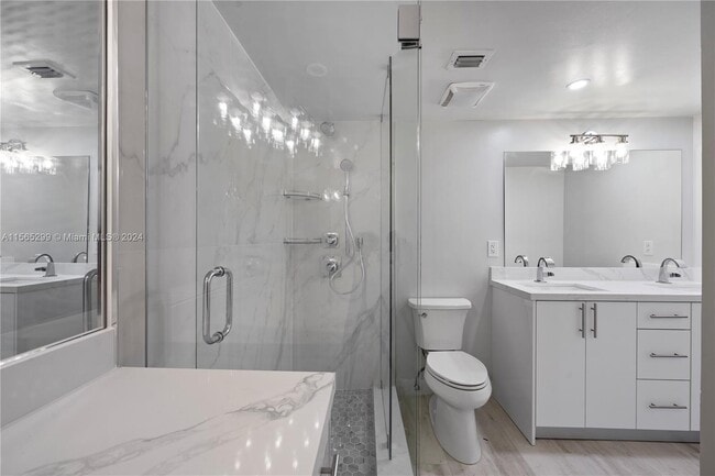 Foto del edificio - 5001 Collins Ave