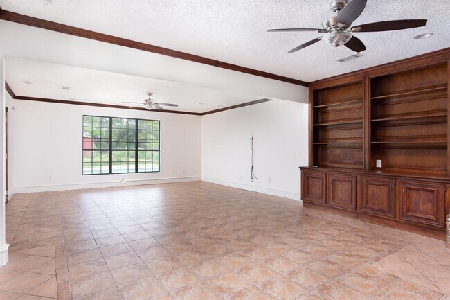 Foto del edificio - 9208 King St