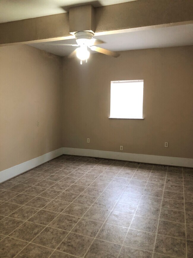 Foto del edificio - 4027 SE Bedford Cir