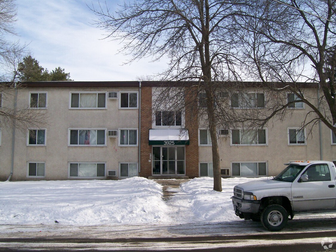 Foto del edificio - Third Street Apartments