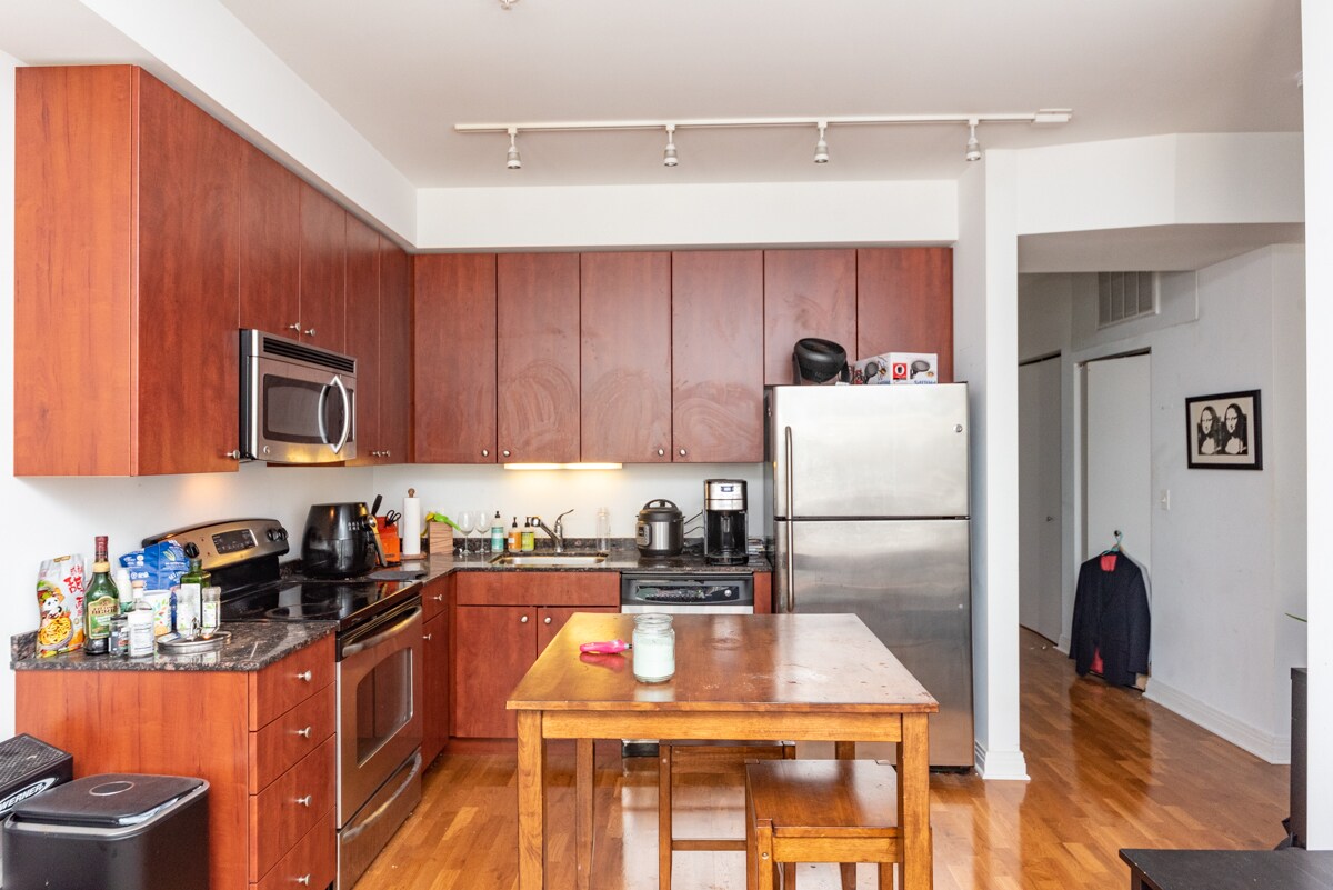 Foto principal - 565 W Quincy St
