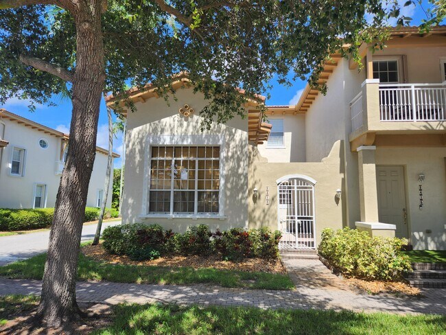 Foto del edificio - 2413 NW 7th St