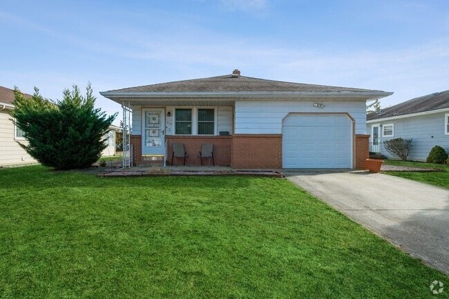 Building Photo - 436 St Thomas Dr