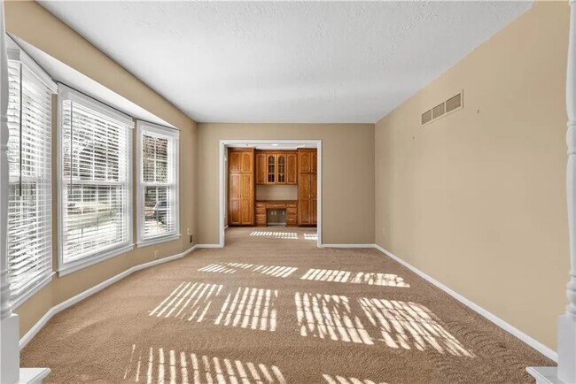 Sala de estar - 1502 SW 9th St